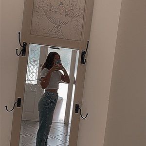 Meet your Posher, Amelia